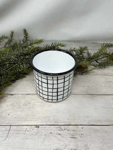 Black & White Enamel Check Pot - Large | IG Reel Special!